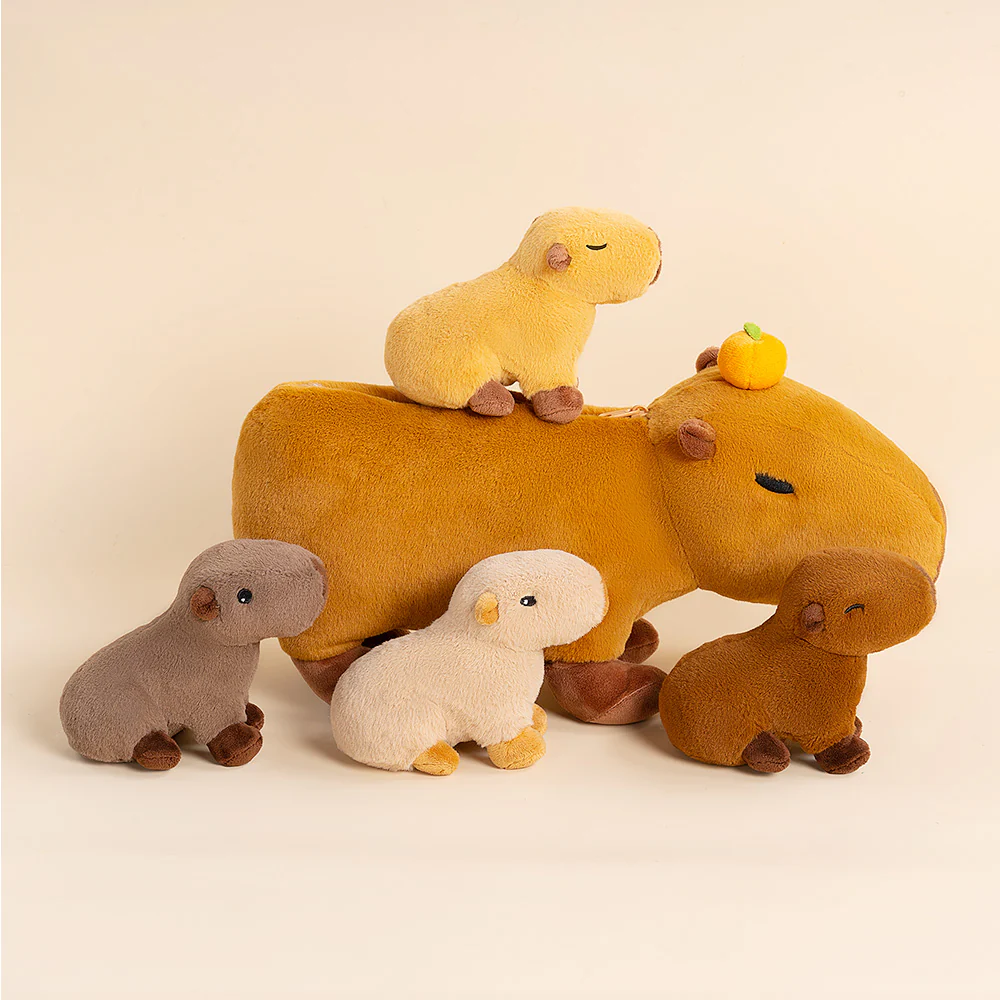 Ensemble de jouets en peluche de la famille Capybara – Image 7